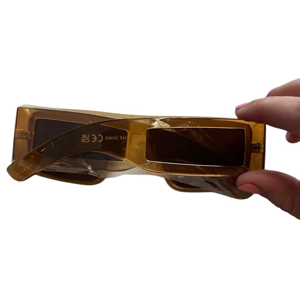 PrettyLittleThing Toffee Flat Top Transparent Visor Sunglasses One Size NWT - Picture 6 of 9